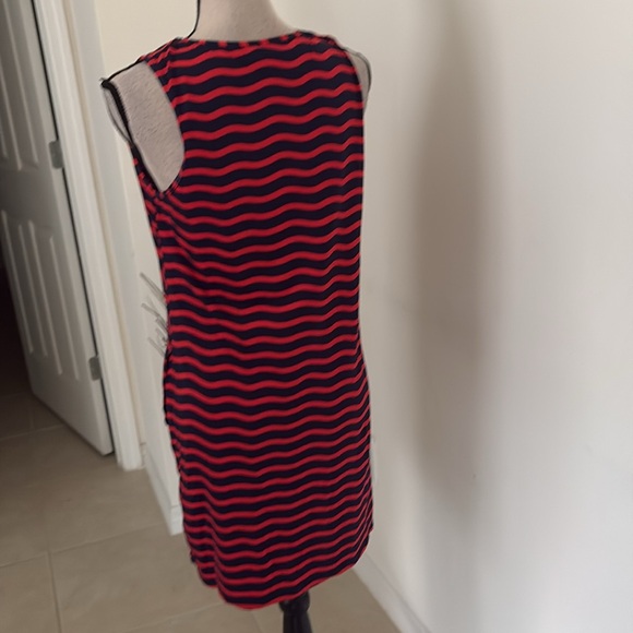 Tommy Bahama small stretchy dry fit dress T71 - Picture 3 of 4